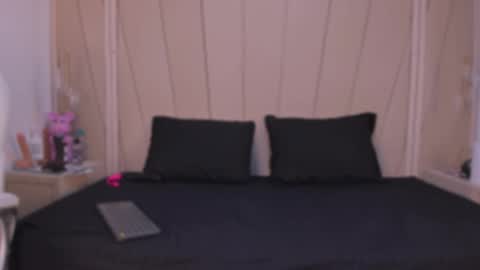 Agatha Steel online show from 11-24-25, 07:35