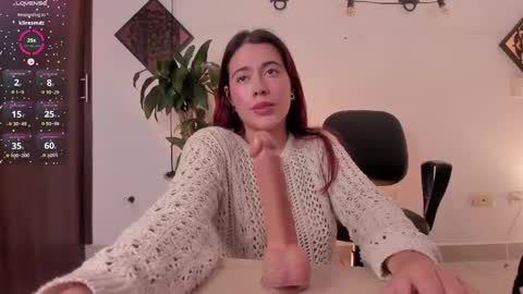 Snapshot of agatha_vixen chatting on 02-21-25, 03:21 Agatha vixen online show from 02-21-25, 03:21