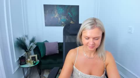 Agatha online show from 02-05-26, 07:29