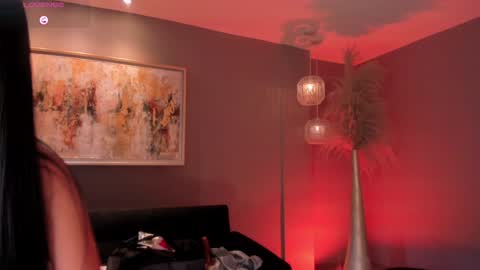 Agatha online show from 01-20-25, 10:29