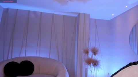 Agatha online show from 01-24-25, 07:18