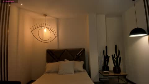 Agatha online show from 01-27-25, 06:52