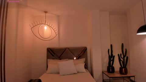 Agatha online show from 01-30-25, 07:37