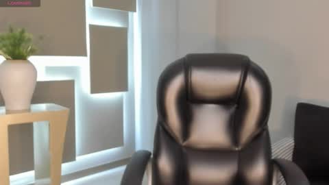 Agatha online show from 01-13-26, 08:03