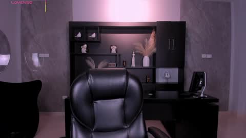 Agatha online show from 03-19-26, 08:46