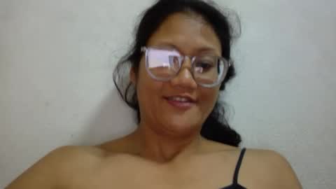 agela22 online show from 08-01-26, 03:11