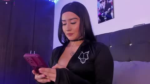 Maggie   online show from 06-10-26, 12:44