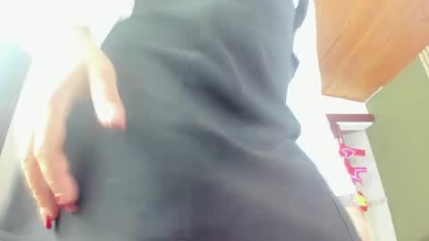 Snapshot of aghata_moon chatting on 02-10-25, 02:16 Aghata Moon online show from 02-10-25, 02:16