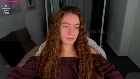 agnes wells online show from 07-26-26, 01:14