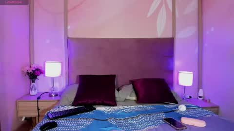 Snapshot of agnesrocuzzo chatting on 10-09-25, 03:15 agnesrocuzzo online show from 10-09-25, 03:15