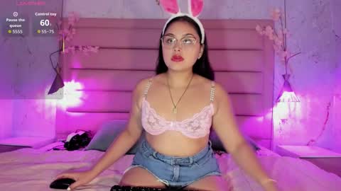 Snapshot of agnesrocuzzo chatting on 11-27-25, 11:12 agnesrocuzzo online show from 11-27-25, 11:12