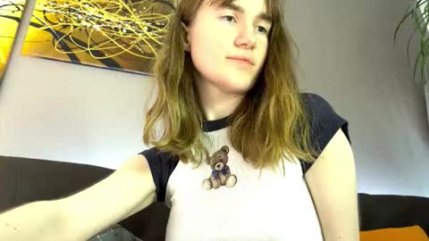 agniia___ online show from 11-13-25, 02:43