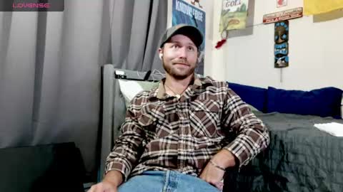Snapshot of agobber chatting on 07-27-26, 02:18 agobber online show from 07-27-26, 02:18
