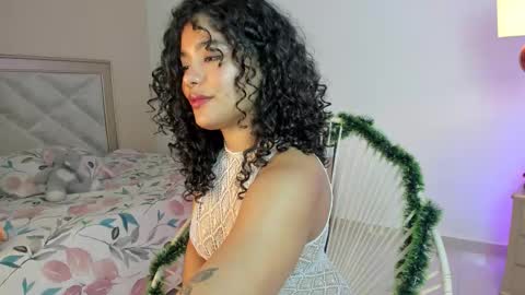 Snapshot of agsial_ chatting on 11-14-25, 04:22 Agsi online show from 11-14-25, 04:22