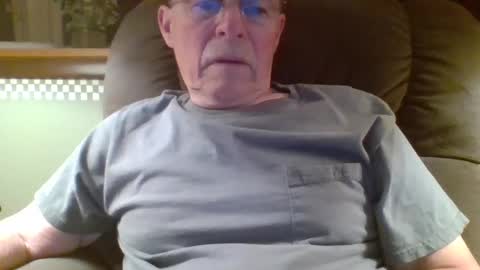 aguynrkfrd online show from 09-28-25, 09:25