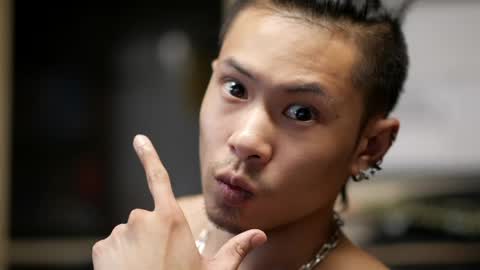 ah_ha online show from 04-05-26, 08:00