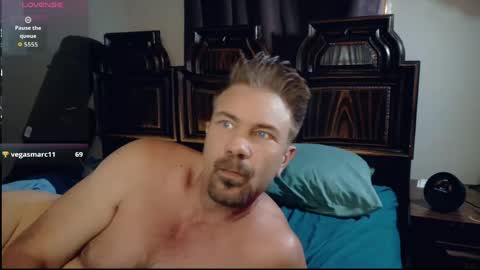 Blue Eyed Handsome Man online show from 04-28-26, 12:09