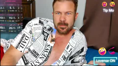 Blue Eyed Handsome Man online show from 05-15-26, 01:12