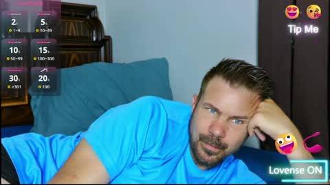 Blue Eyed Handsome Man online show from 05-18-26, 01:35