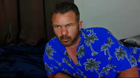 Blue Eyed Handsome Man online show from 07-04-26, 01:23