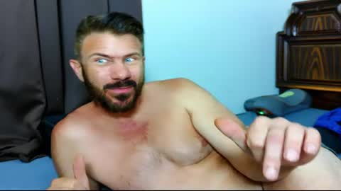Blue Eyed Handsome Man online show from 07-29-26, 01:59