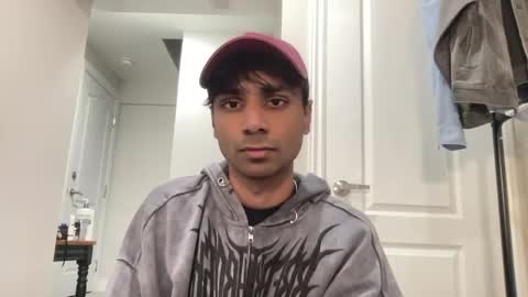Snapshot of ahmedkhan632131 chatting on 05-09-26, 03:12 Dylan online show from 05-09-26, 03:12