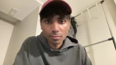 Snapshot of ahmedkhan632131 chatting on 05-12-26, 03:36 Dylan online show from 05-12-26, 03:36