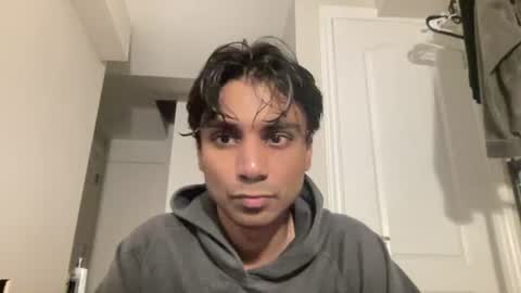 Snapshot of ahmedkhan632131 chatting on 06-18-26, 03:07 Dylan online show from 06-18-26, 03:07