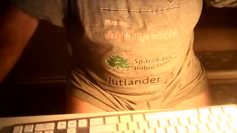 Snapshot of ahmole chatting on 05-09-26, 01:33 Ole online show from 05-09-26, 01:33