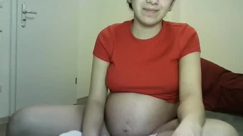 Selena online show from 01-15-26, 05:27