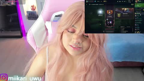 Snapshot of ahri_elderwood chatting on 01-09-25, 07:10 Ahri help me get to 100 online show from 01-09-25, 07:10
