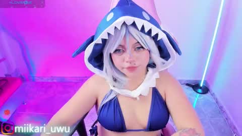 Snapshot of ahri_elderwood chatting on 09-29-25, 03:33 Ahri help me get to 100 online show from 09-29-25, 03:33