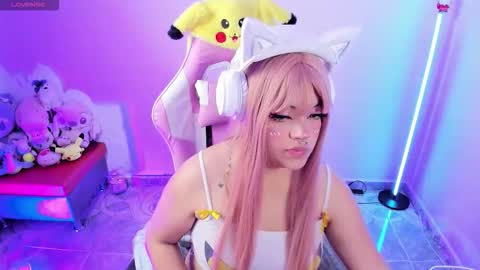 Snapshot of ahri_elderwood chatting on 10-05-25, 04:33 Ahri help me get to 100 online show from 10-05-25, 04:33