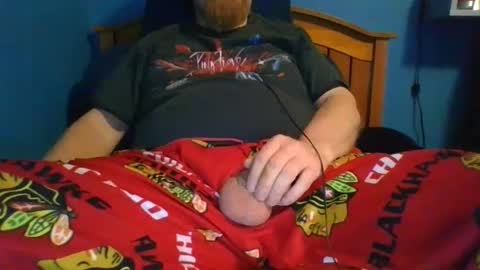 Snapshot of ahrnycumtoy chatting on 02-16-25, 08:32 hrnycummer online show from 02-16-25, 08:32