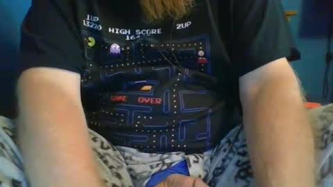 Snapshot of ahrnycumtoy chatting on 09-17-25, 07:15 hrnycummer online show from 09-17-25, 07:15
