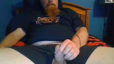 hrnycummer online show from 11-15-25, 06:11