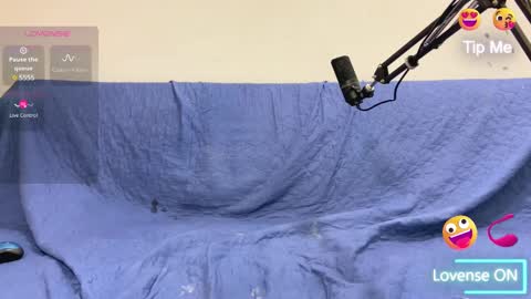 AHSLEY online show from 02-24-25, 04:58