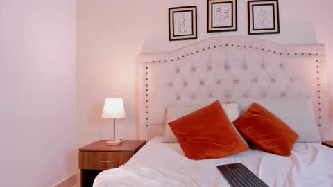 ahsly_ms online show from 02-25-25, 02:03