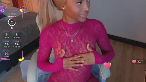Snapshot of ahvi_ebony chatting on 05-06-26, 02:55 Ahvi Ebony online show from 05-06-26, 02:55