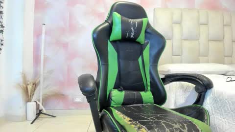 karoline  online show from 02-14-26, 06:26