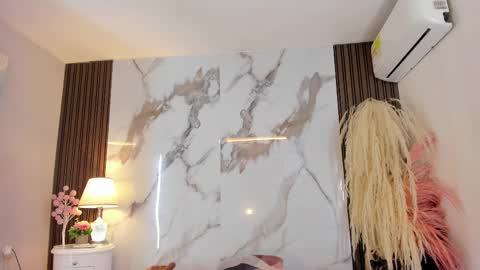 Aida  online show from 02-11-25, 12:37