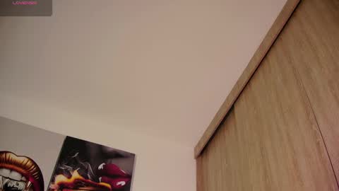 Aida  online show from 09-17-25, 11:34