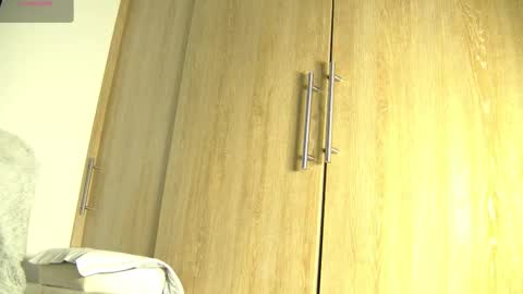 Aida  online show from 11-20-25, 11:21