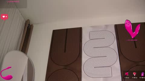 Aida  online show from 02-25-26, 11:31