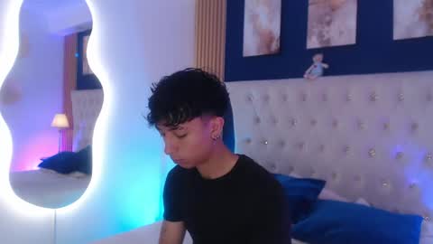 Aiden online show from 04-14-26, 01:06