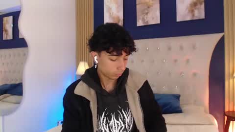 Aiden online show from 07-28-26, 01:54
