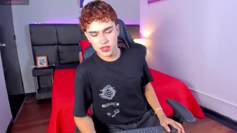 Aiden  online show from 01-09-26, 03:15