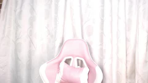 Ailyn online show from 05-14-26, 10:49