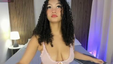 ailann_1 online show from 07-31-26, 07:46