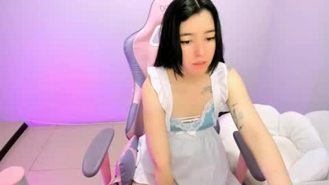 Ailee Hyuga online show from 04-17-26, 02:42